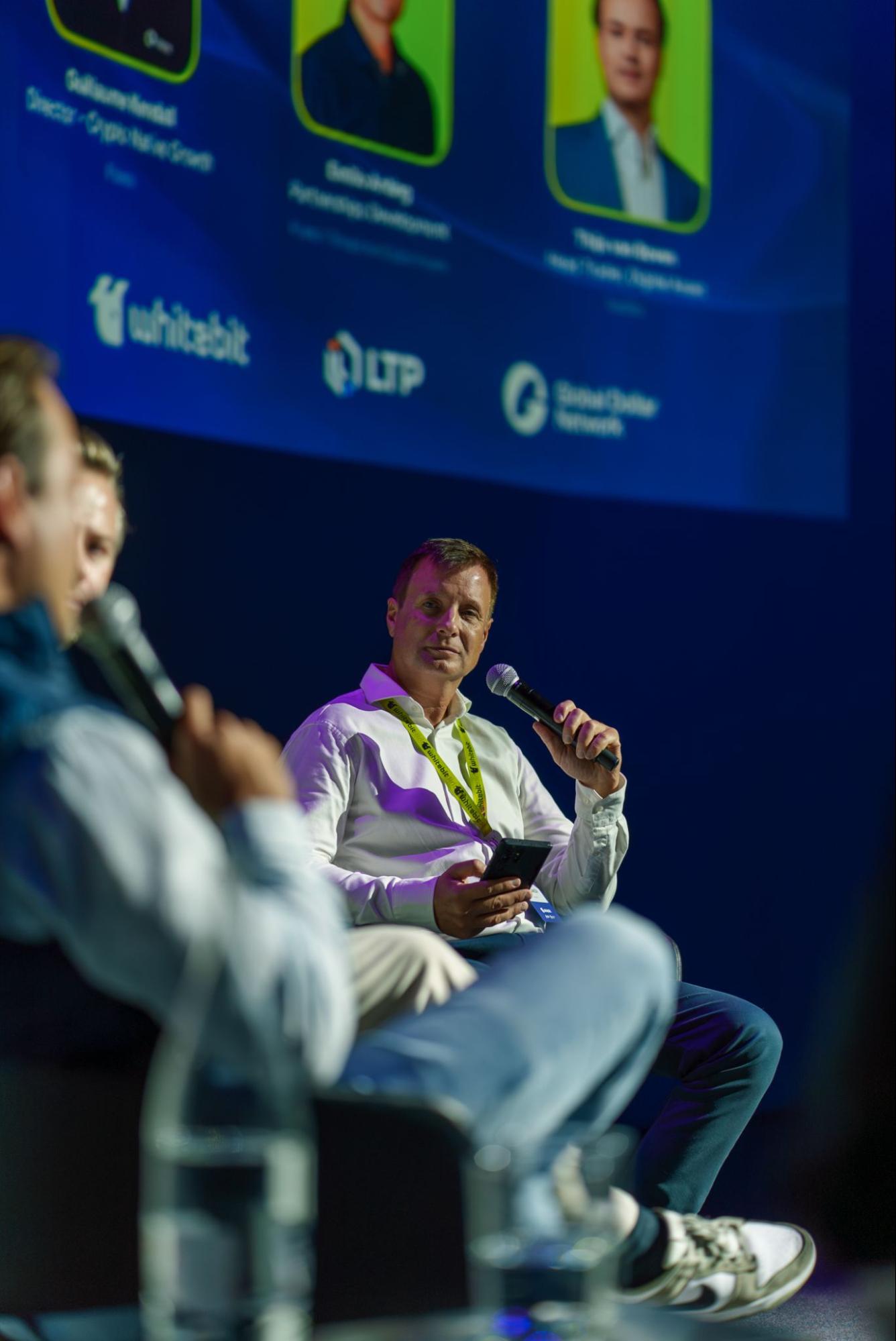 WhiteBIT omówił przyszłość stablecoinów w muzeum FC Barcelona - GNcrypto