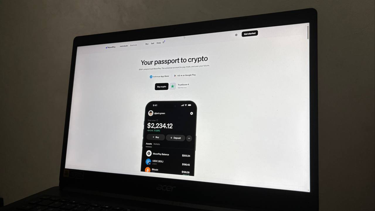 MoonPay Review 2025: Fees, Security, and User Experience - GNcrypto